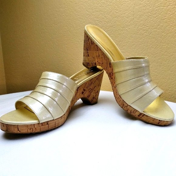 Nickels 'Mars Cream' WEDGE SLIDE Sandals 8.5 - Picture 6 of 13